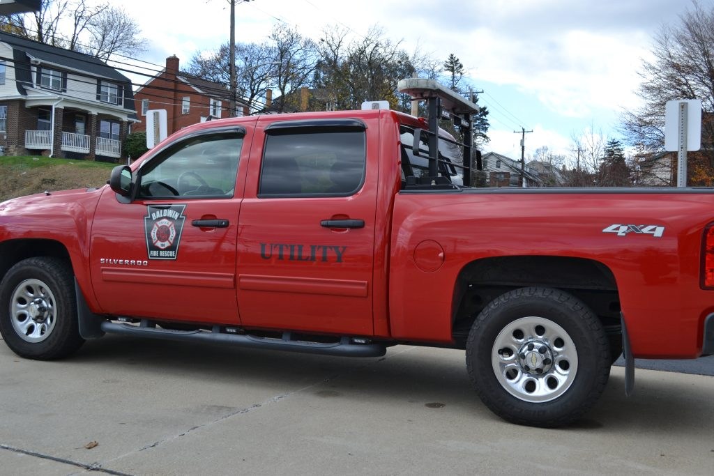 Utility 3 — 2011 Chevrolet Silverado 1500